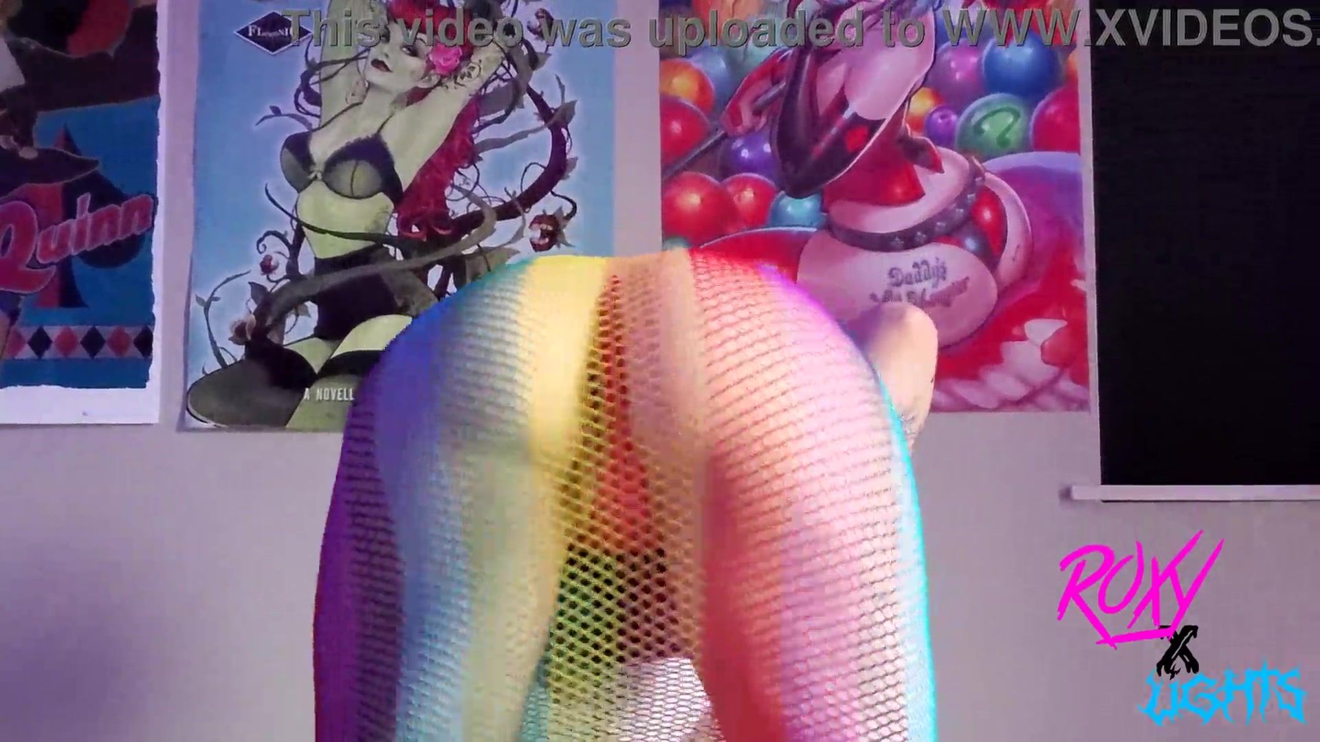 Clown girl pussy