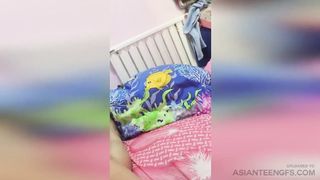 (AMATEUR) Beautiful Chinese wife happily rides a cock in her room