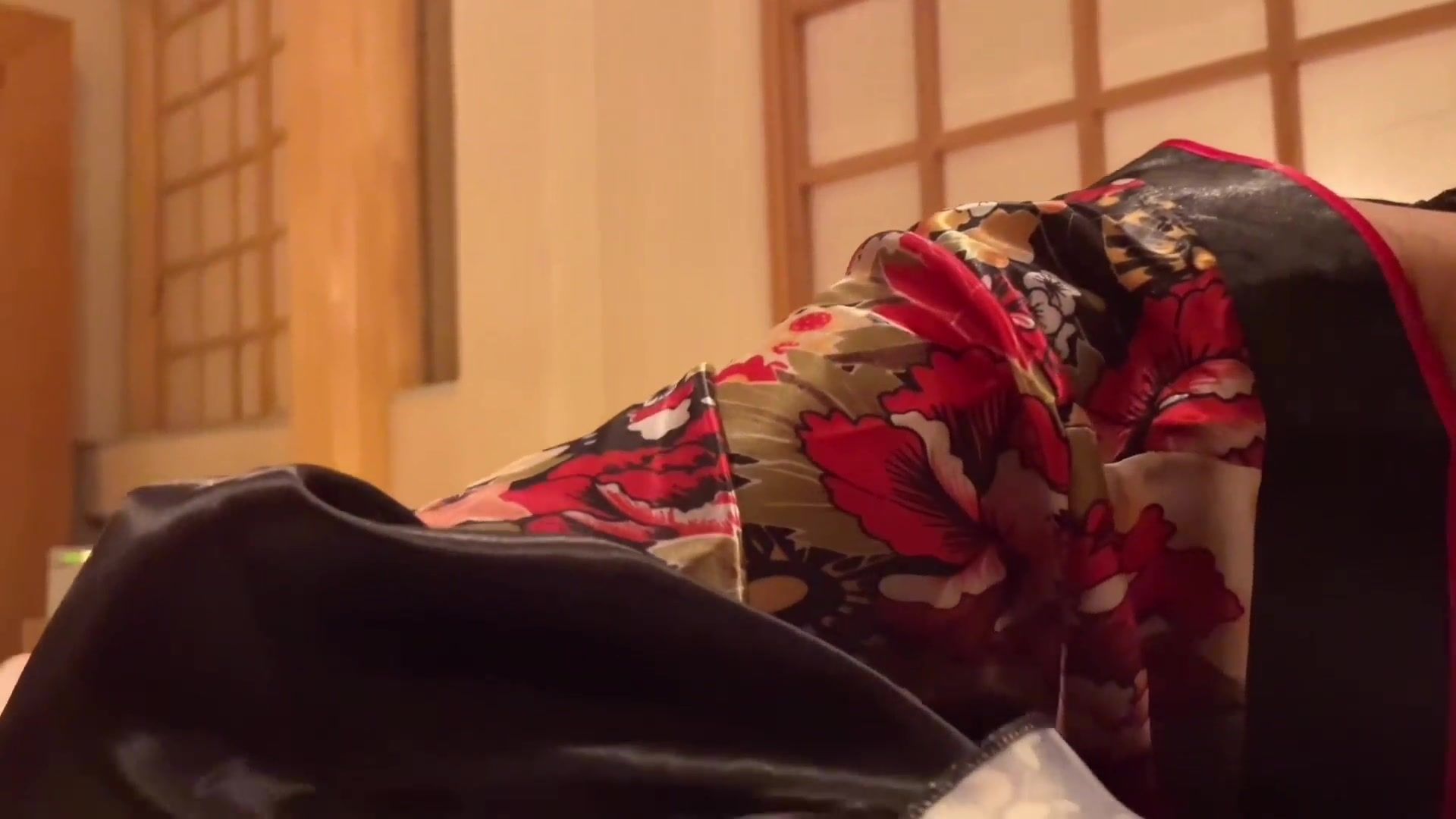 Fuck a cute Japanese girl wearing a Kimono in Halloween night