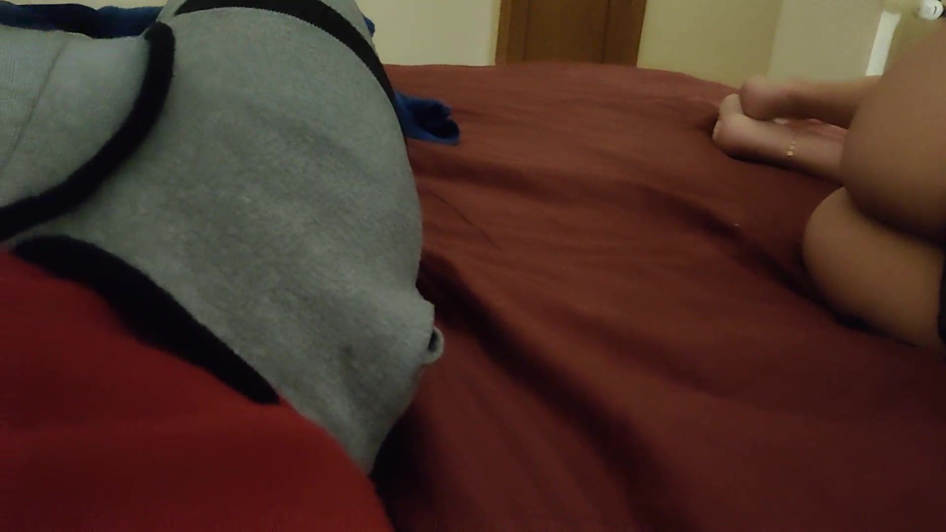 Invitation to sleep in friend's mother house after being kicked out