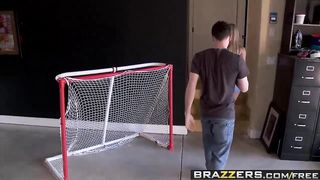 Brazzers - Milfs Like it Big - Selling Yourself Long scene starring Carolyn Reese & James Deen