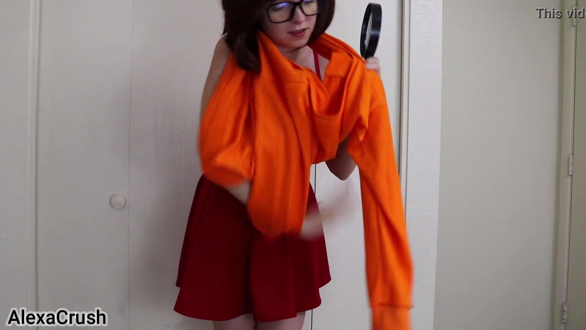Velma STRIPS for Clues