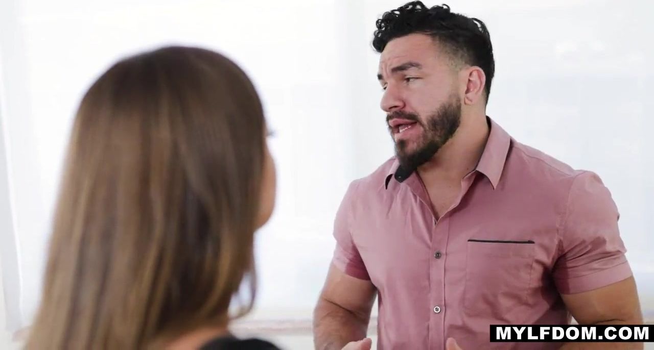 MILF StepMom Bangs The Bully- Havana Bleu