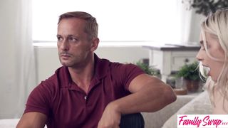"If I get naked, you have to get naked too" Scarlett Hampton tells Swapbro - S6:E3