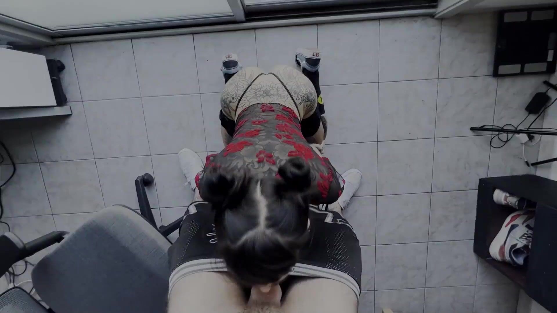 I FUCK A FAN. He wants to come Squirt my chair Every Day! BOB BIG TULA x SAMISAMSX