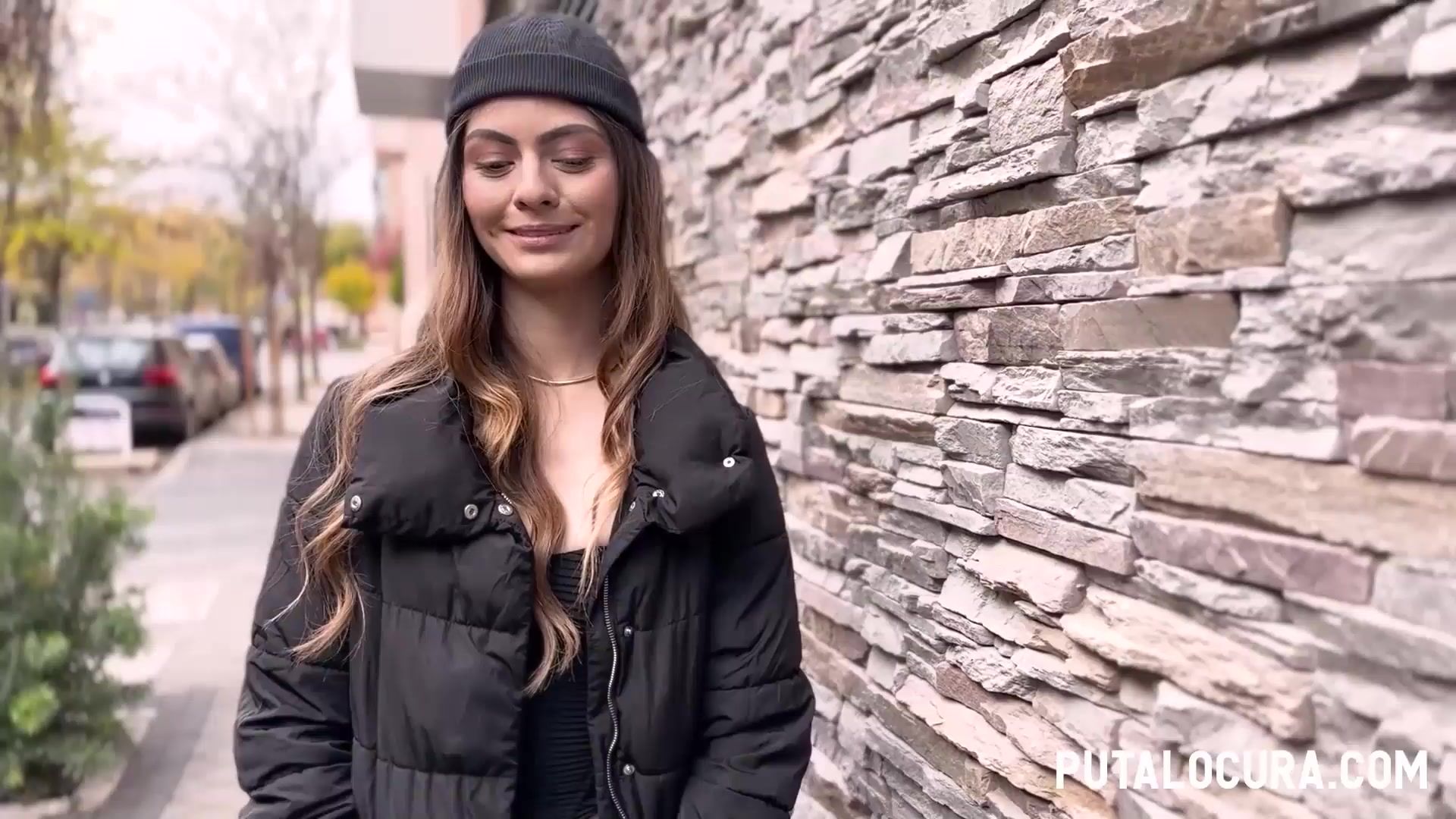 Nymphomaniac latina caught on the street