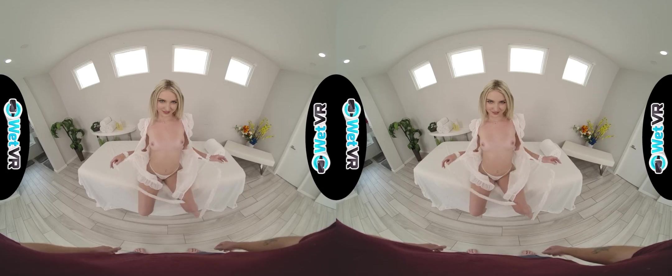WETVR Sexy Blonde Spreads Legs During POV Vr Fuck