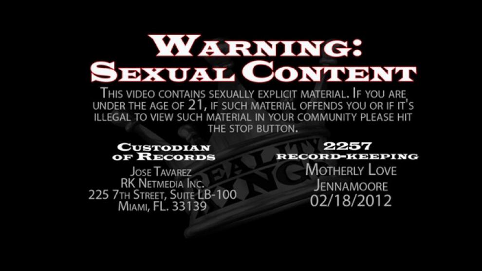 Explicit threesome thrashing