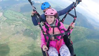 Wet Pussy SQUIRTING IN THE SKY 2200m High In The Clouds while PARAGLIDING