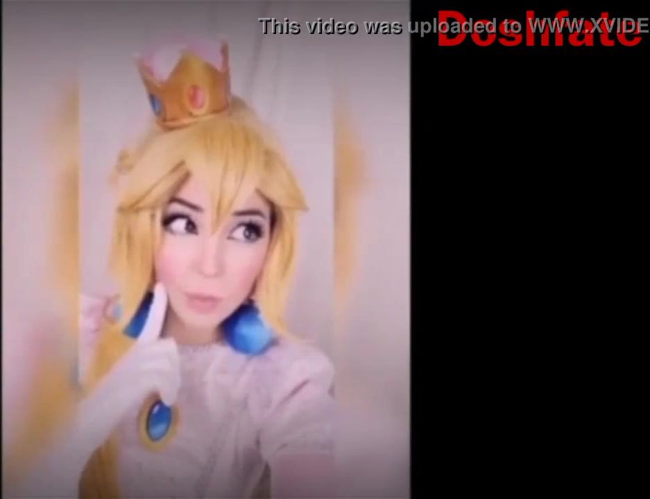 Otaku girls cosplay