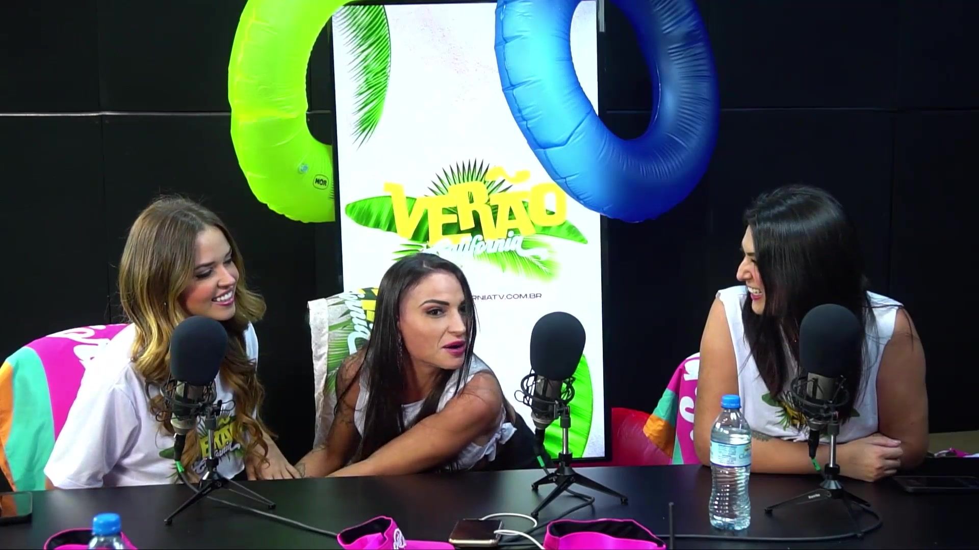 Measuring the pussy size of hot babes - California TV