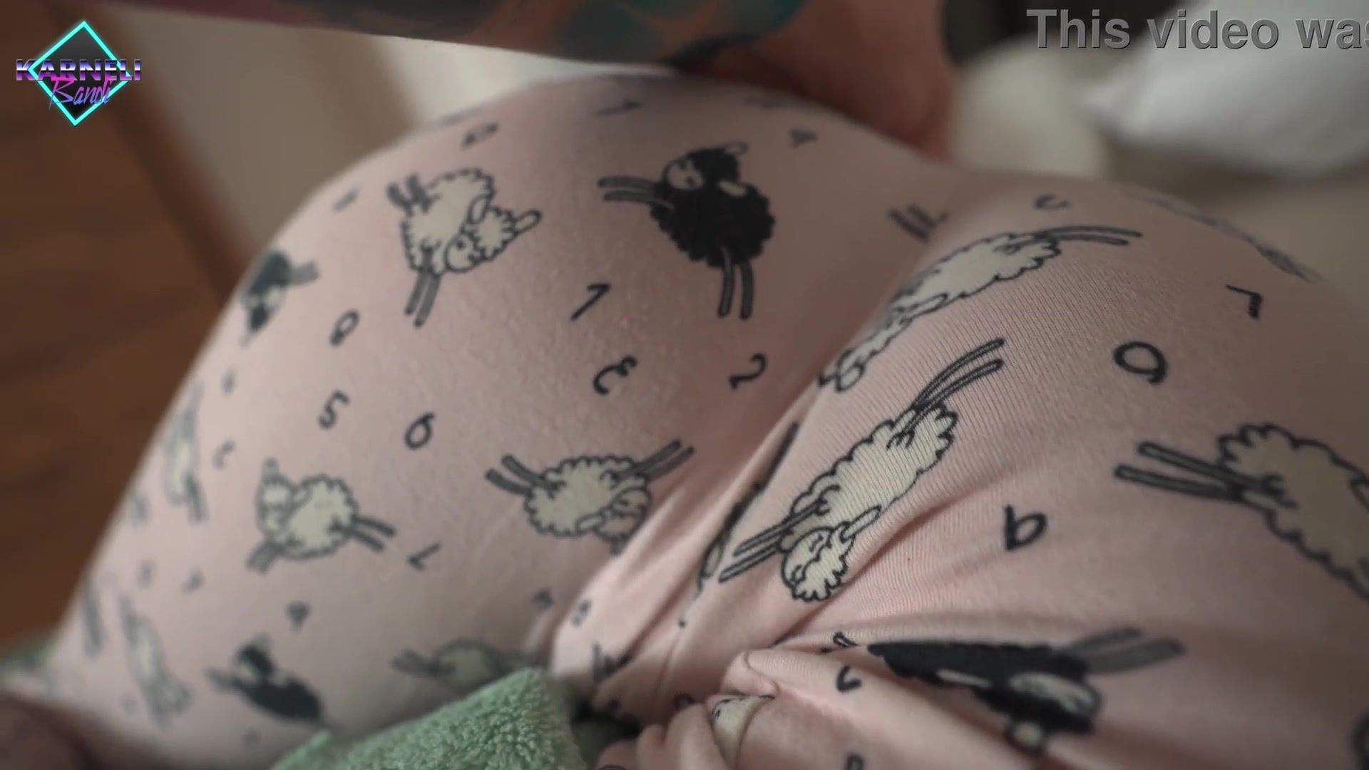I woke up to my stepbrother jerking off my pussy