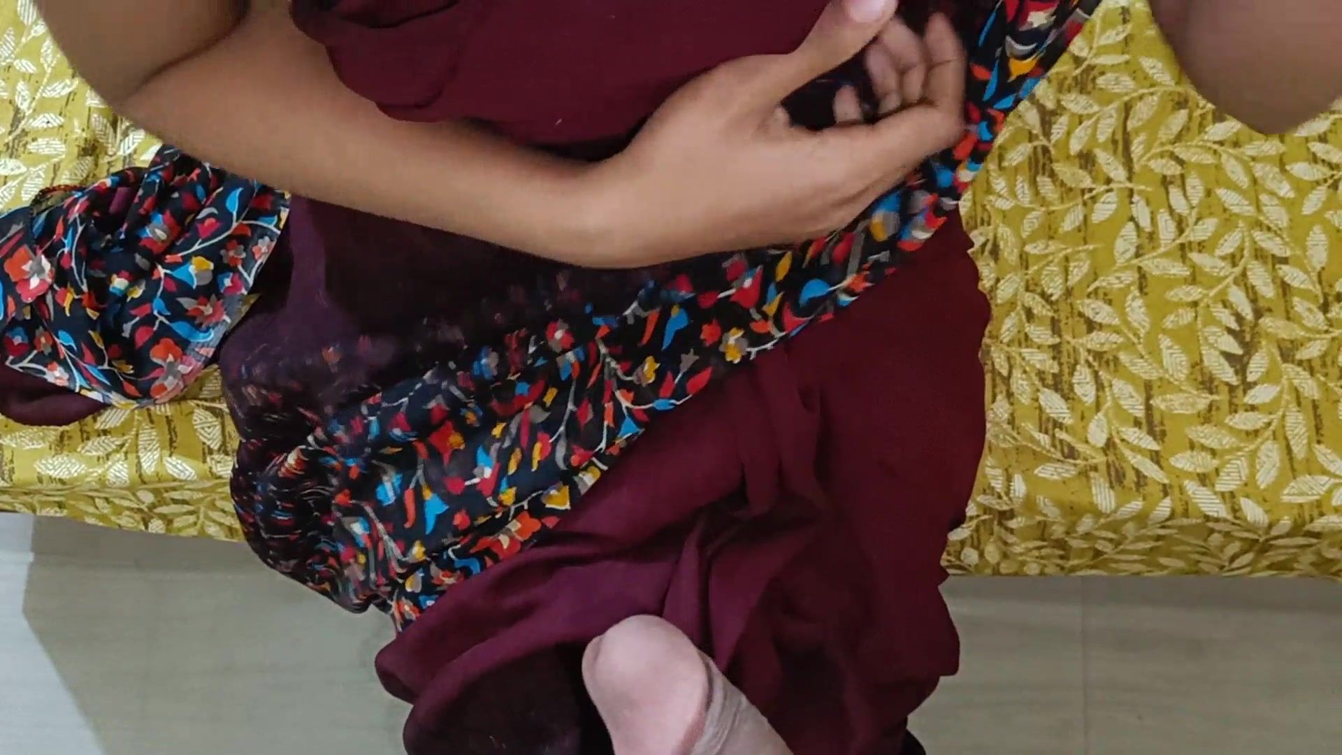 The maid started crying after making the domestic village maid a dog