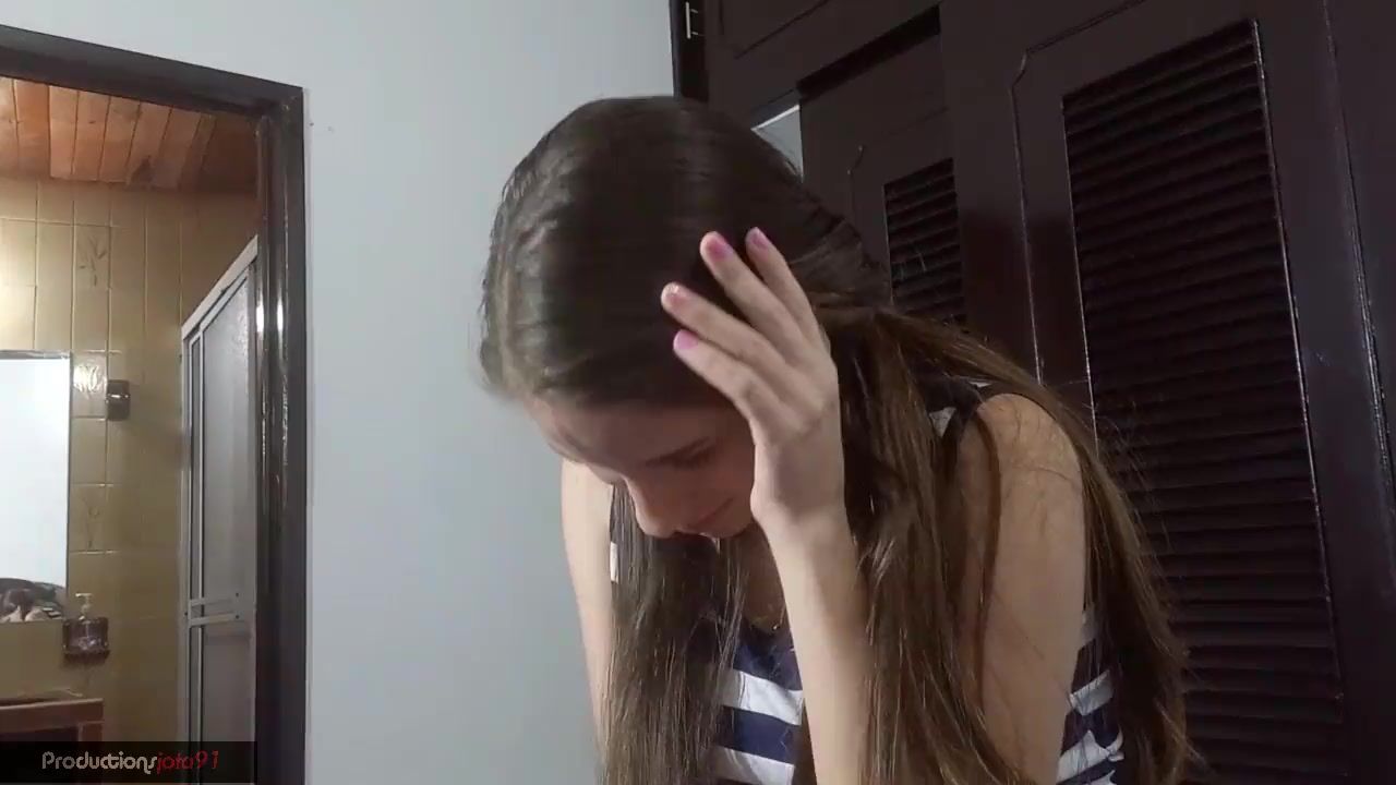 With a single cabin and horny stepsister, I put her to give me a deep blowjob