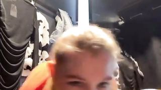 Extreme fucking in the changing room