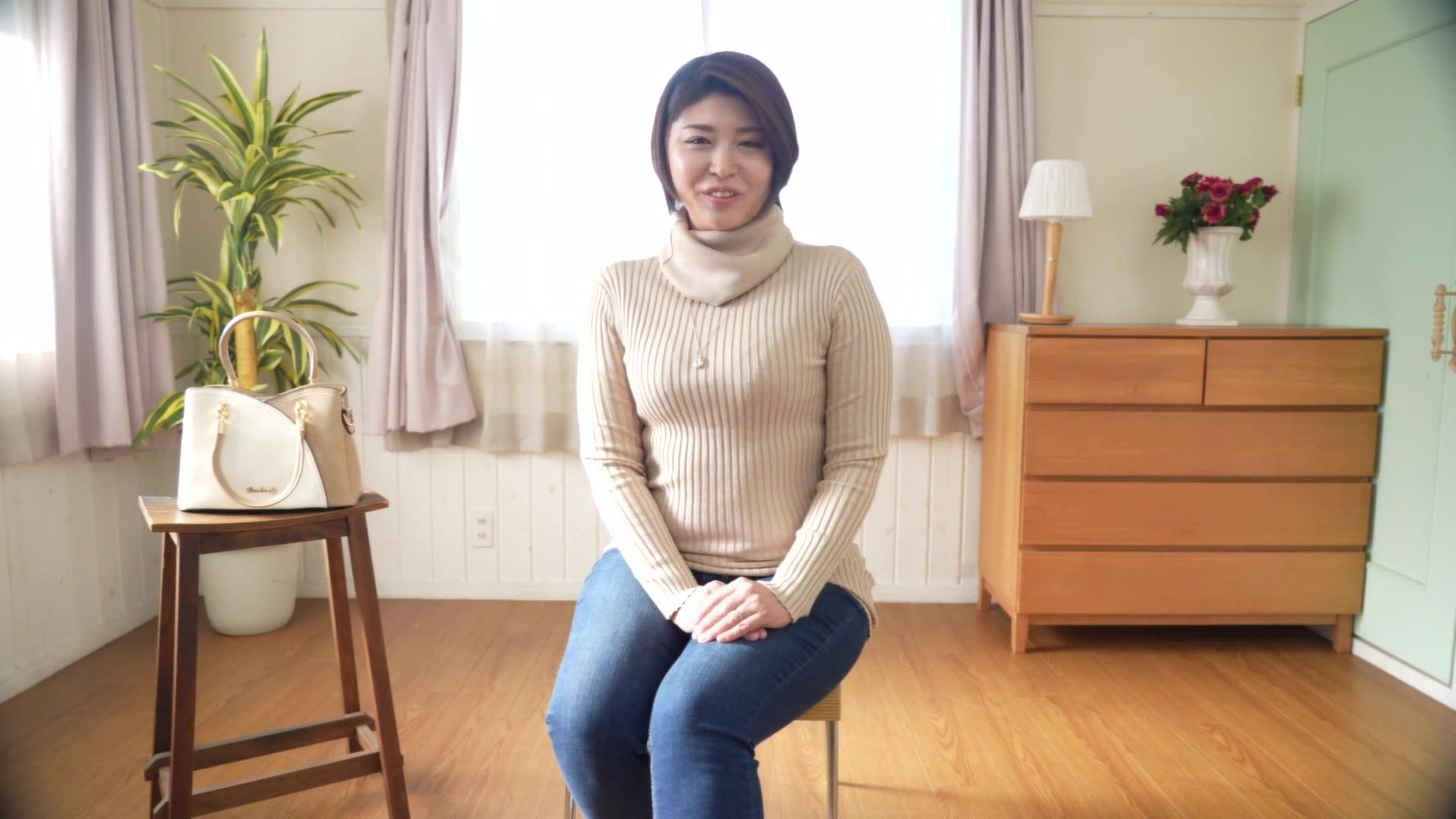 First Shooting Married Woman Document Miki Akai <with digest>