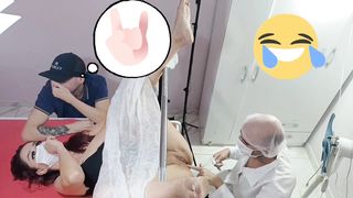 Husband, wife for exam and doctor is excited
