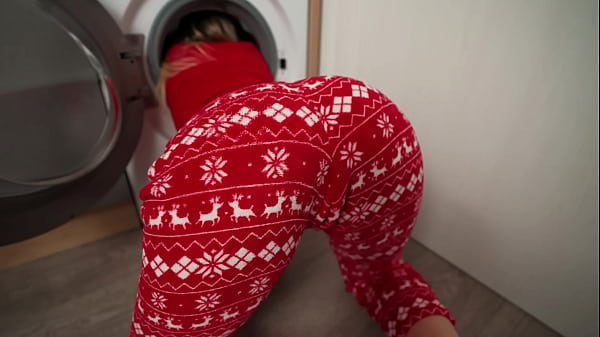Best Gift for Step Son - Step Mom Stuck in Washing Machine!