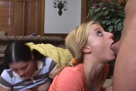 Free HD Crazy teens suck cock Porn Video