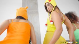 Poke her man go