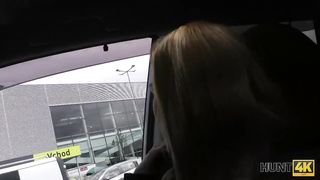 HUNT4K. Lucky man successfully picked up curvy girl for nice quickie