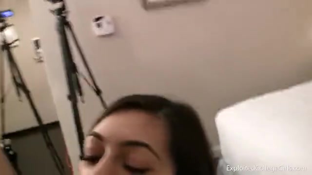 Free HD Arab girl's first porno Porn Video