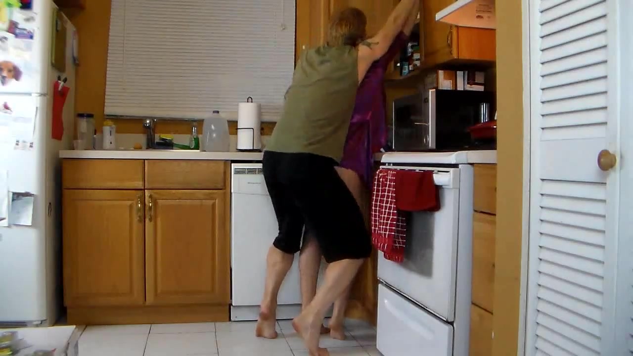 Cum In Mom In Kitchen