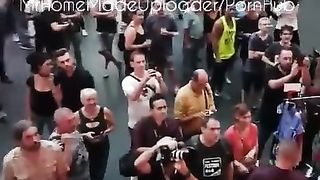 BEST PUBLIC PORN YOU EVER SEEN (THIS HAPPENED IN CHICAGO BLUES STADIUM)