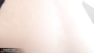 D\u00fcnnes Gerippe hat pervers Sex mit Arbeitskollege