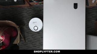 Shoplyfter - Daughter Fucks Cop For Moms Freedom