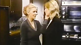 Confessions of a Young American Housewife (1974)