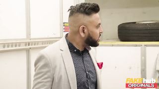 FAKE REMOVALS Two of the lads sneaky fuck a hot blonde married MILF