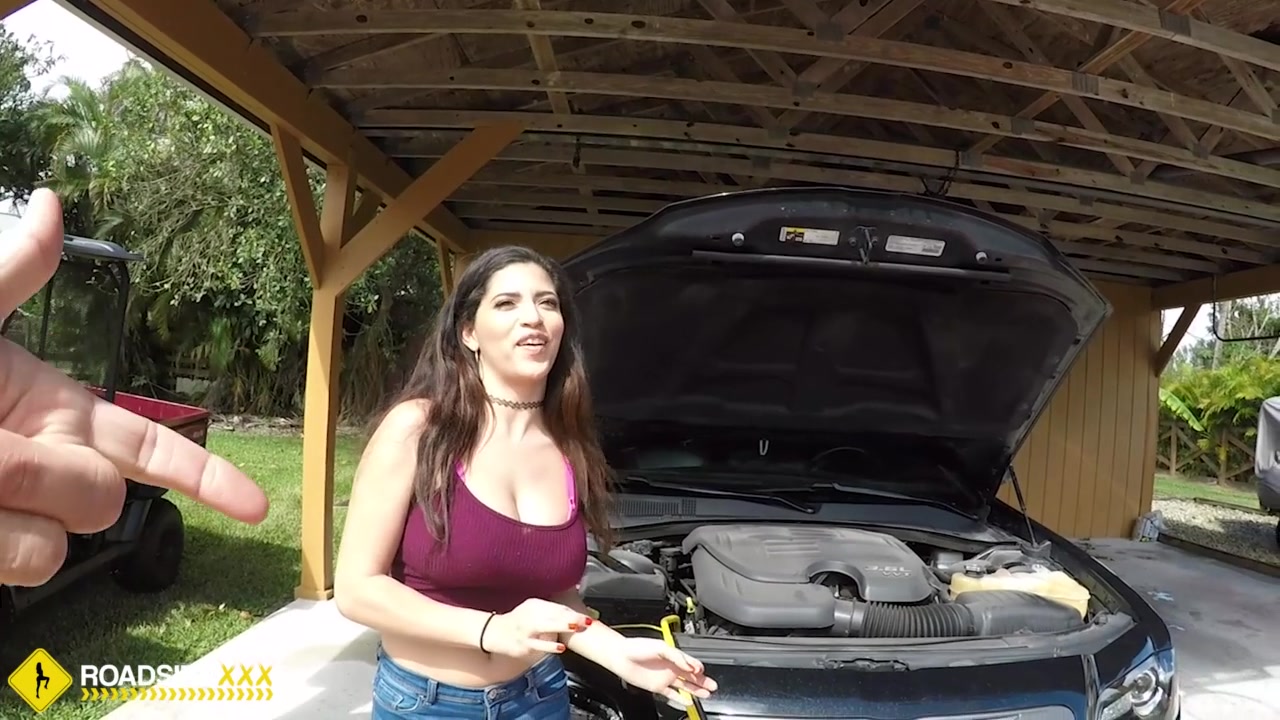 1280px x 720px - Free HD Roadside - Latina wife has sex with her mechanic outside ...