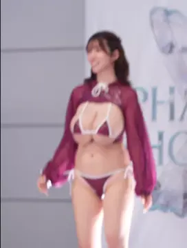 Juicy huge Japanese titties runway model definitely popped some boners I bet
