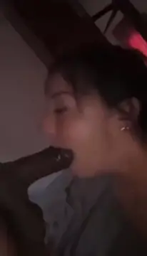 Snow Bunny Eating Up BBC WhiteGirl_Sucking_BBC