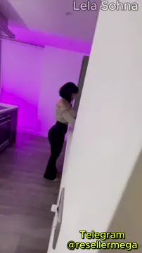 Absolute goddess gets fucked in the kitchen😍 GOONED